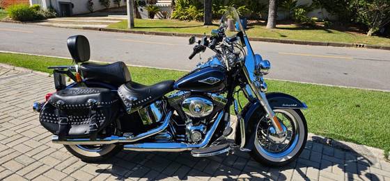 HARLEY-DAVIDSON SOFTAIL HERITAGE CLASSIC 